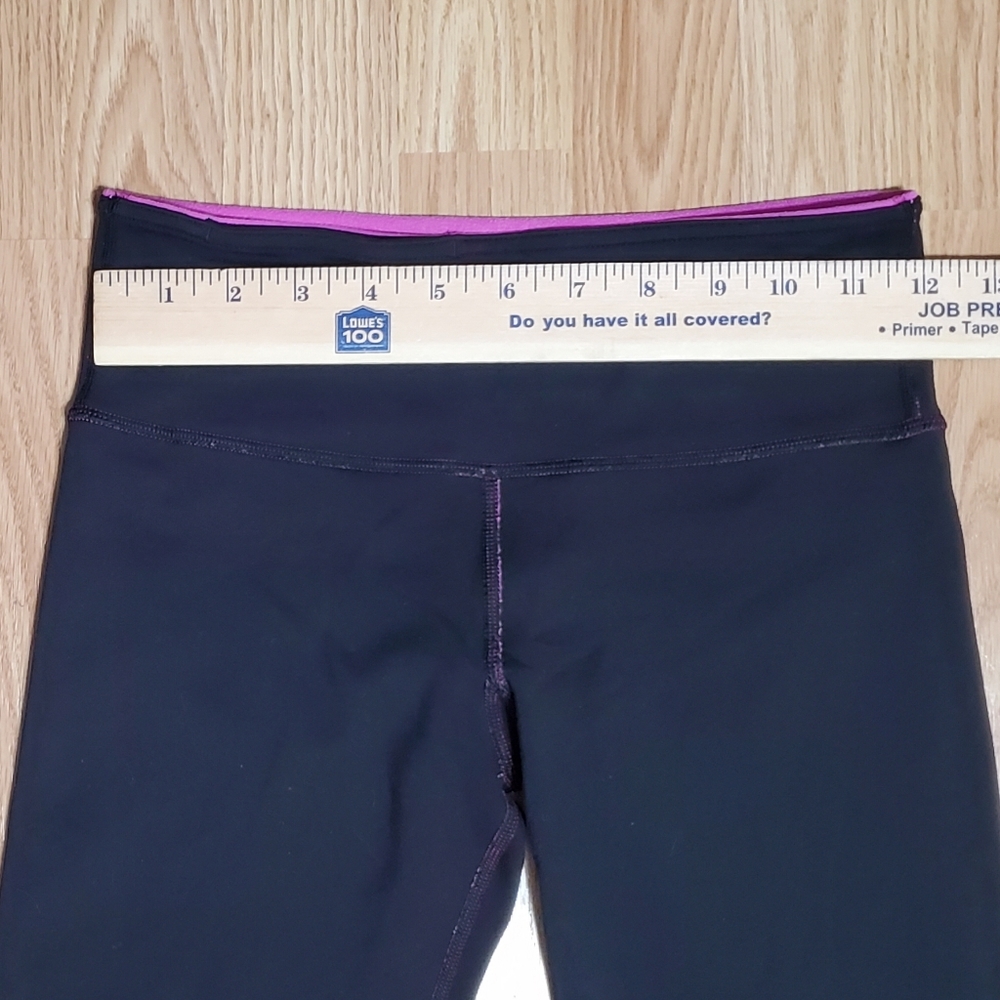 Lululemon size 4 reversible wunder under pull on sports crop leggings black pink - Picture 13 of 15
